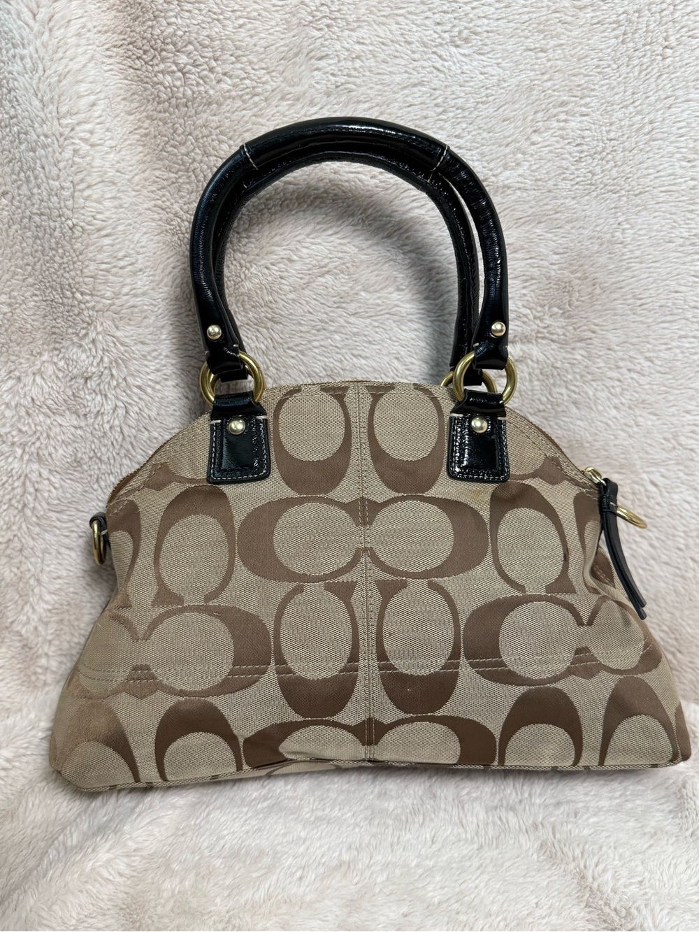 Coach Hamptons Signature Turnlock Satchel (2010) ✨ - Picture 2 of 8